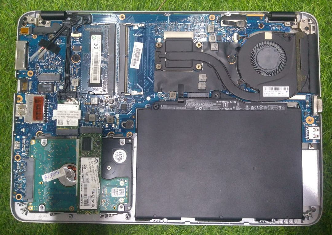 hp elitebook 820 G3 core core i5 6th generation price in pakistan