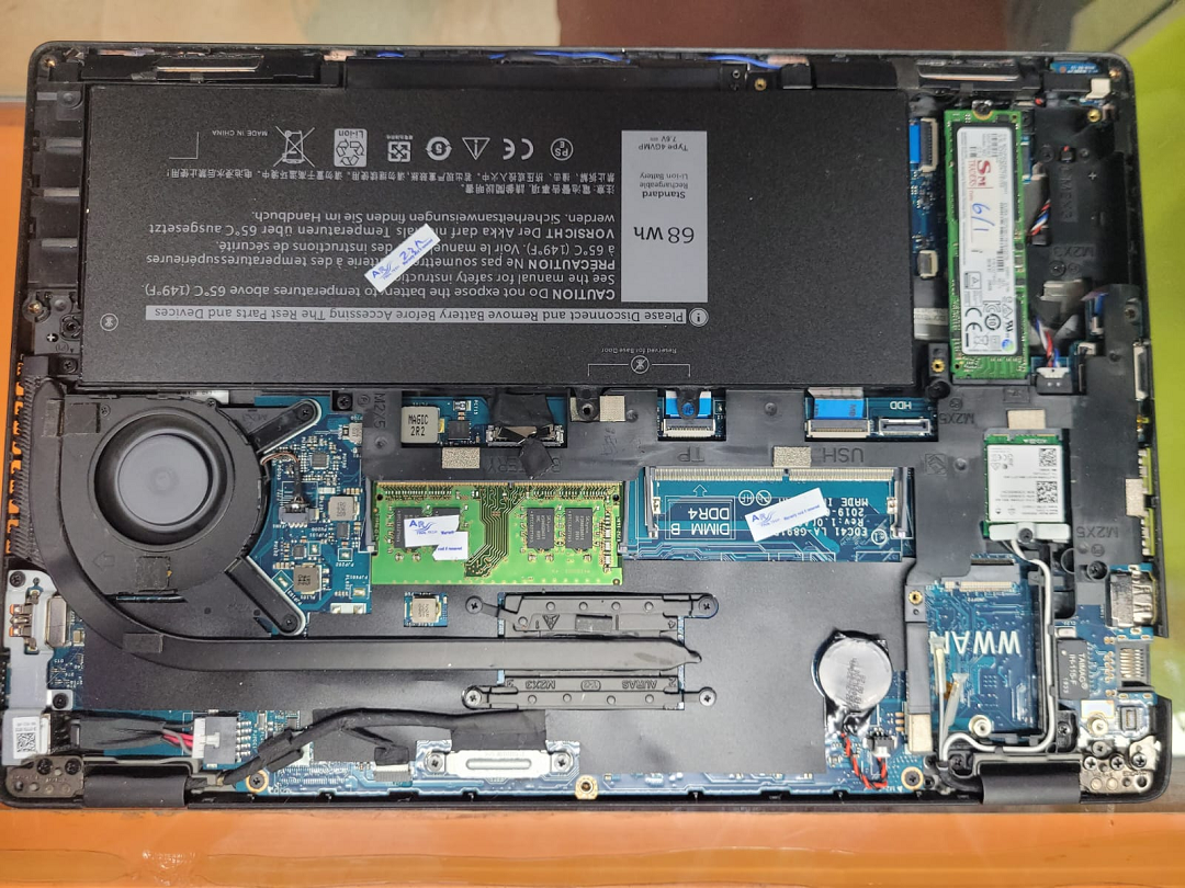 Laptop Dell Latitude e5400 ci5 8th generation price in pakistan